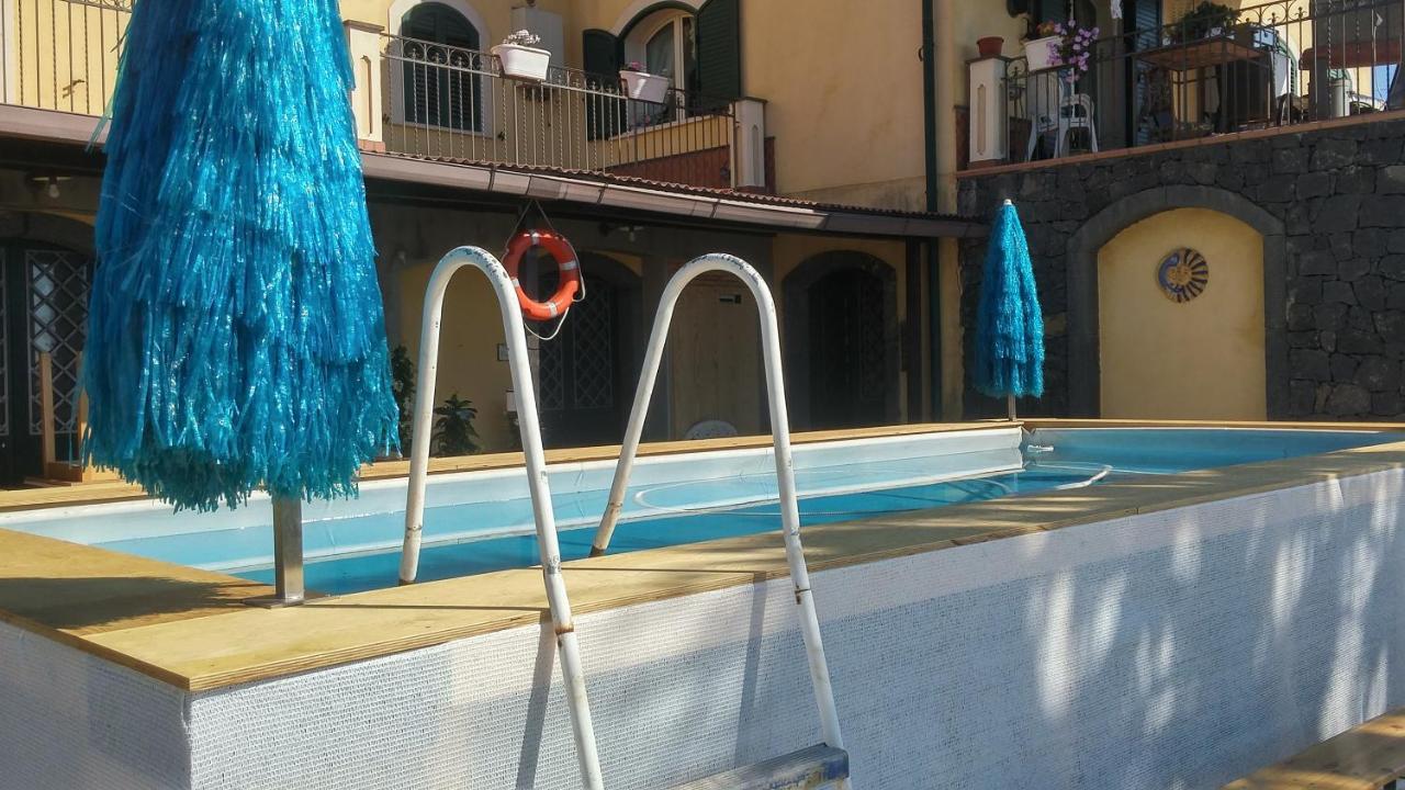La Casa Del Melograno Bed & Breakfast Santa Venerina Exterior foto