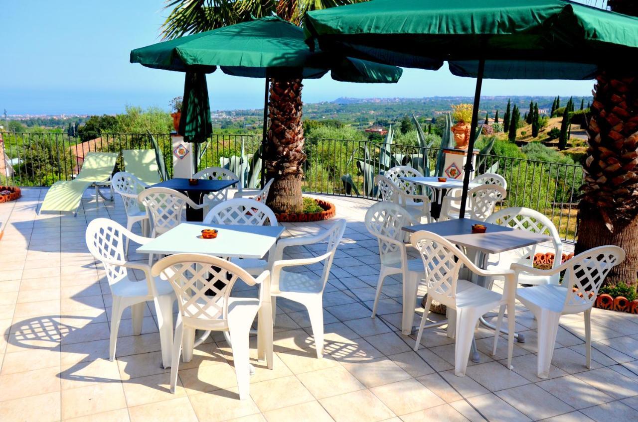 La Casa Del Melograno Bed & Breakfast Santa Venerina Exterior foto